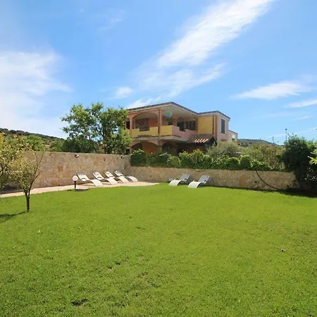 Domus Dorada Сasa de vacaciones
